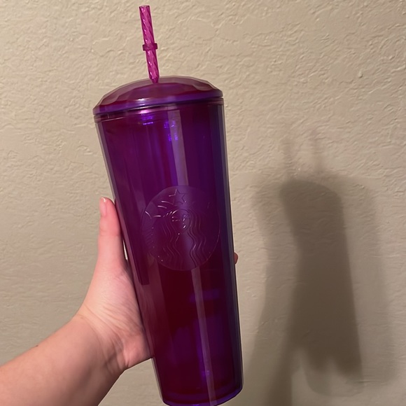 Starbucks Cup - Picture 2 of 7